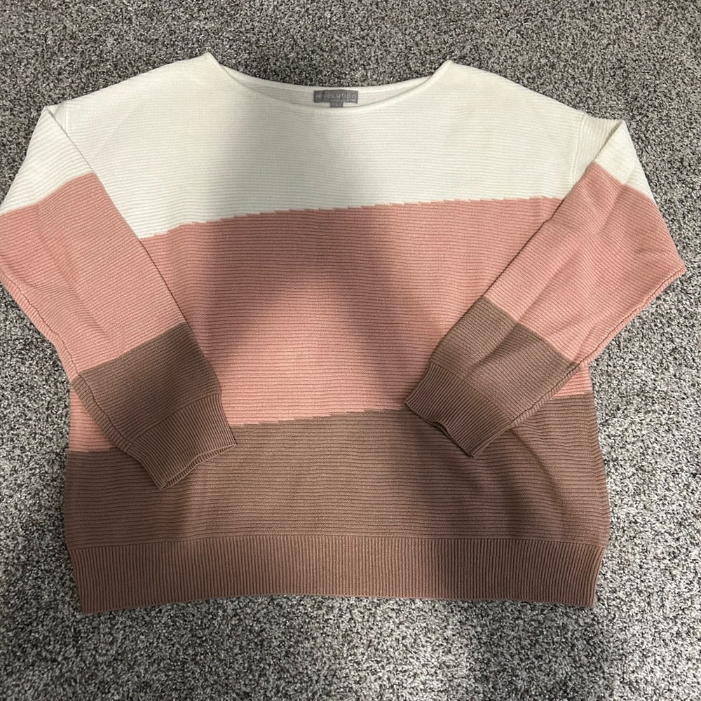 Trendy women’s Sweater